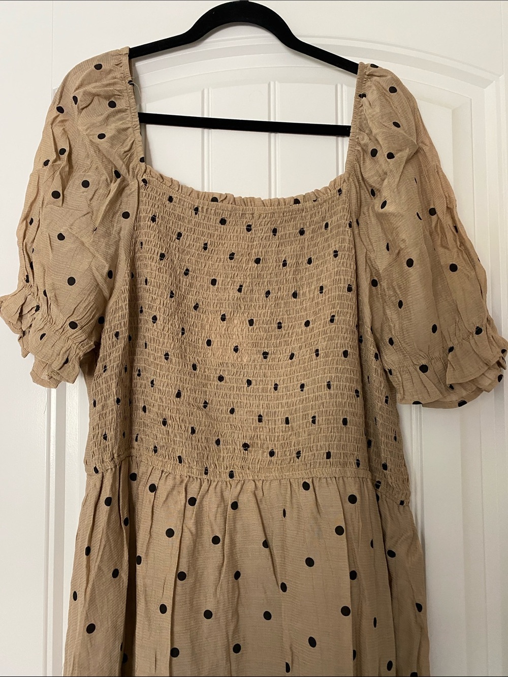 Hayden LA Plus Beige Polka Dot Puff Sleeve Dress - Smocked Bodice - Picture 2 of 3